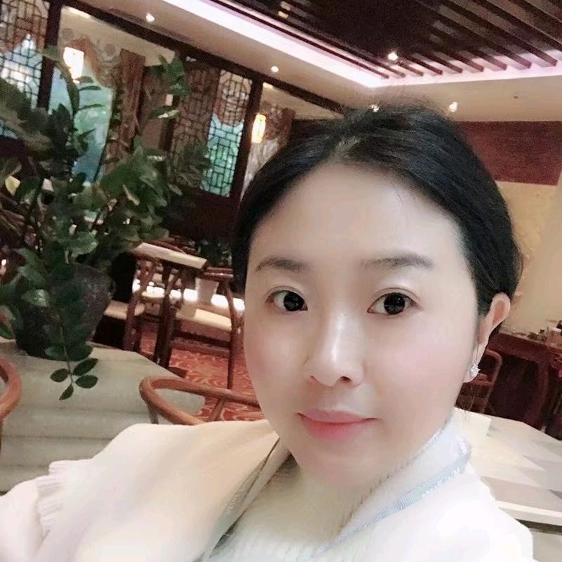 莉莉爱护肤
