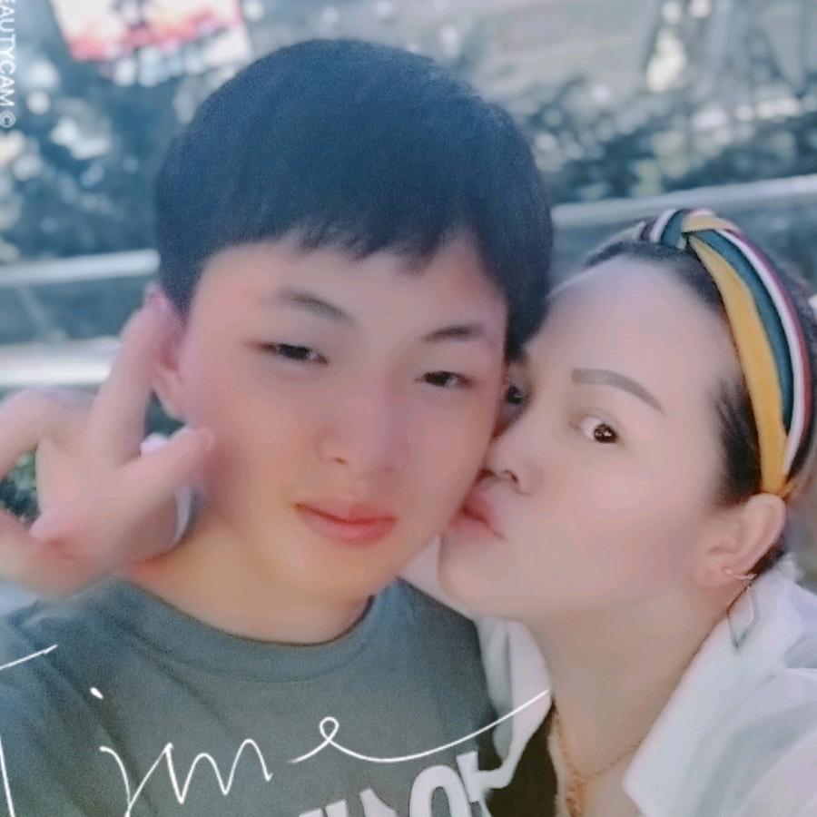 彩云。。。每天都开心