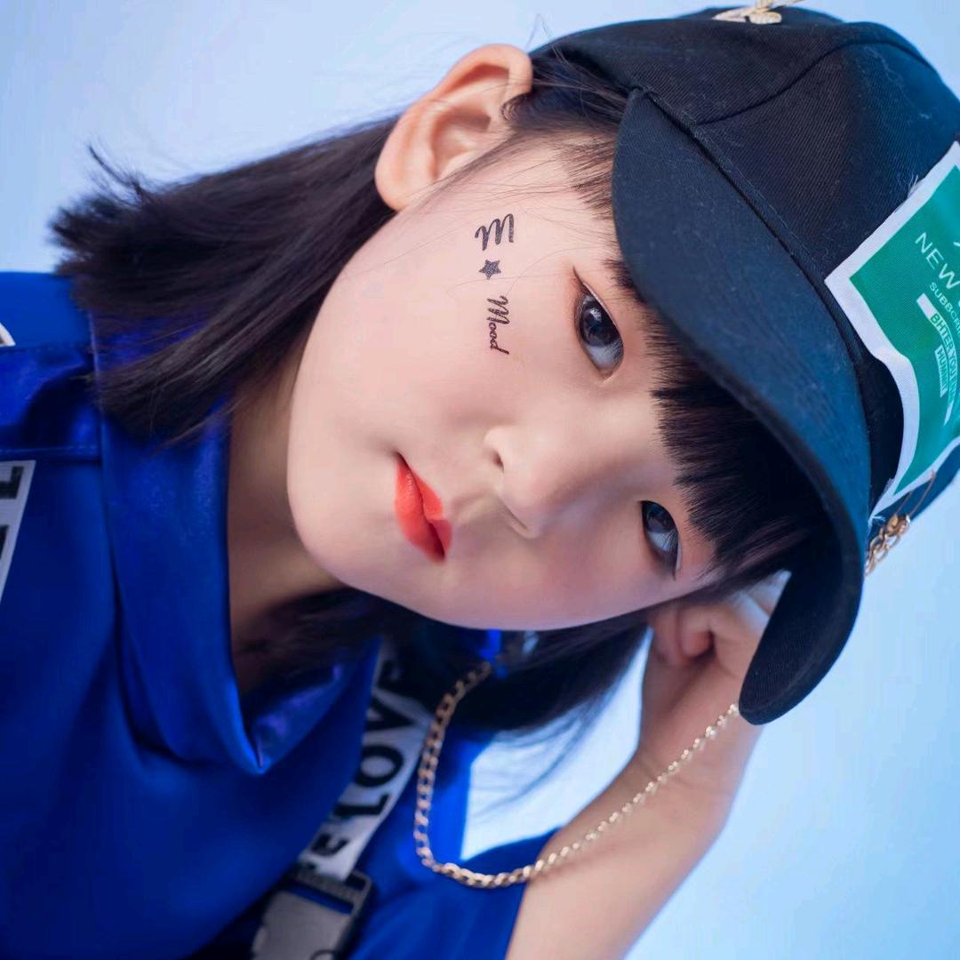 小咩咩和小点点