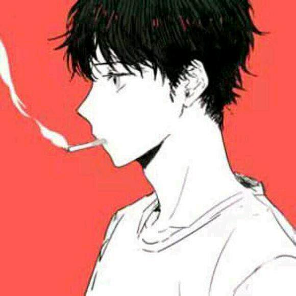 吸着烟徘徊街头