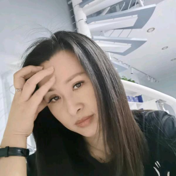 紫钰（中午12点半开播）