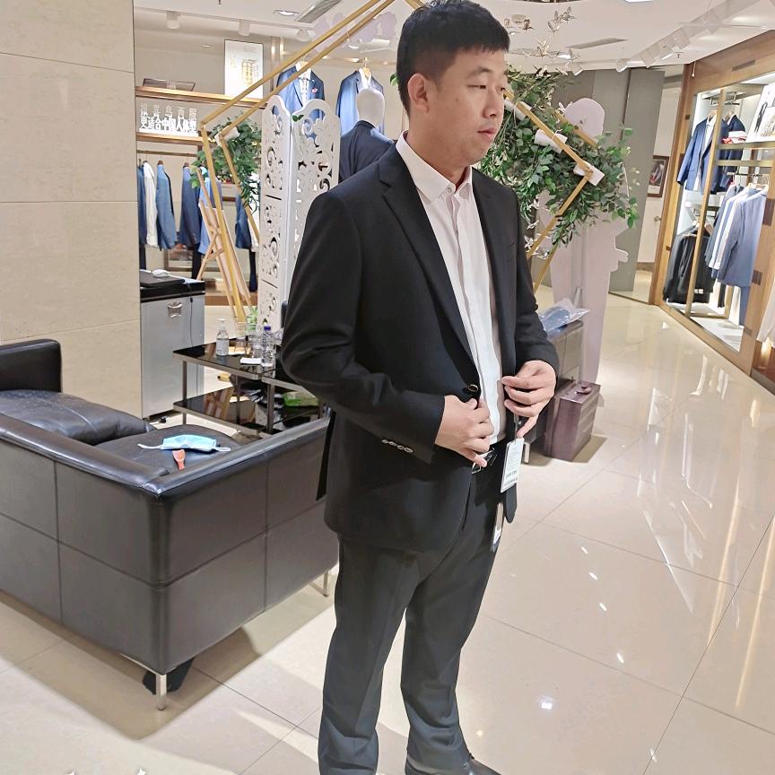 海城90后村干部