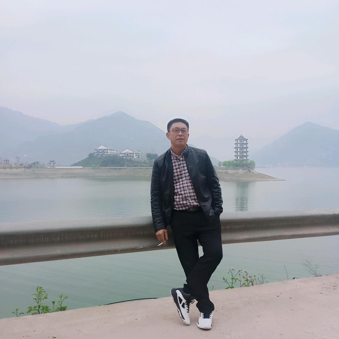F华仔