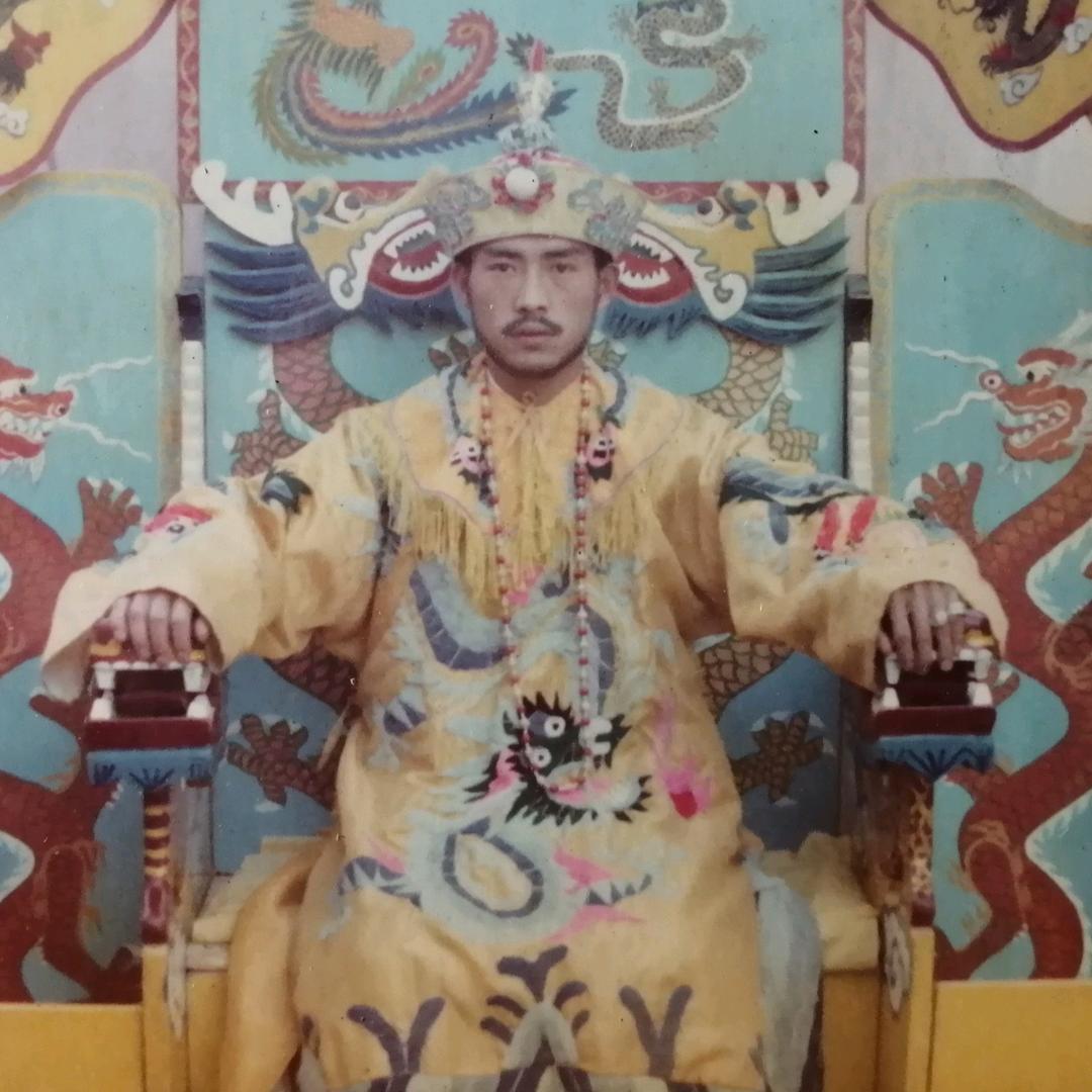 皇上～吉祥～爱妃～平身～