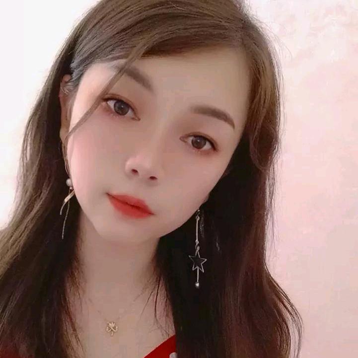 芳芳 ♡