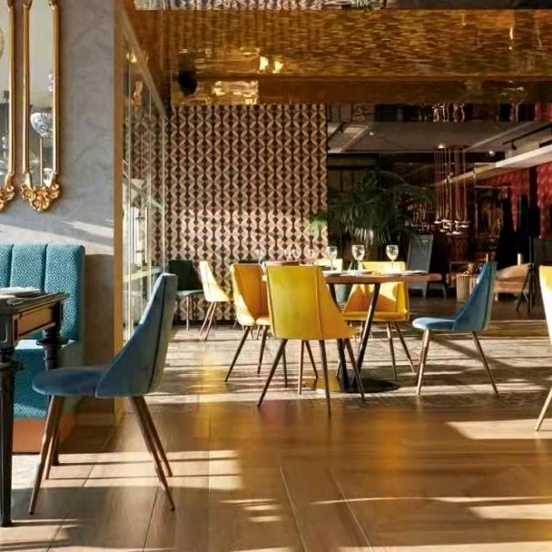 瓷砖搬运师刚哥