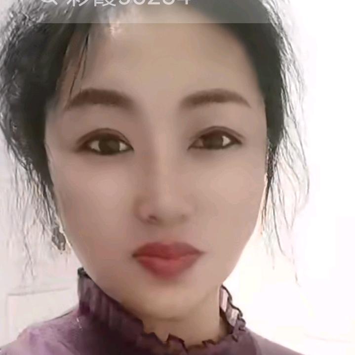 彩霞