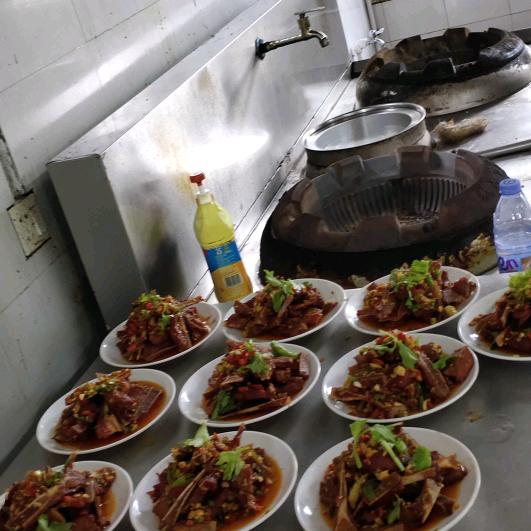 李红霞