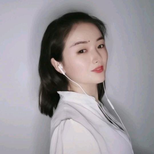 小安安果园主播