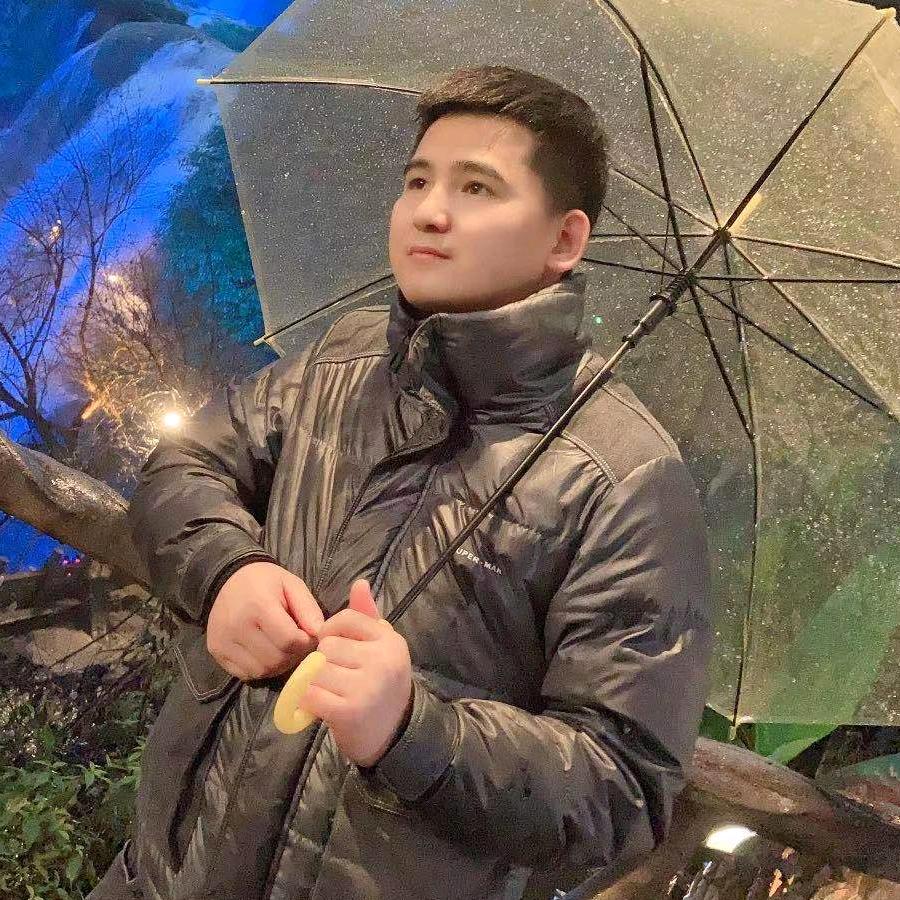 夜空下的恋人！