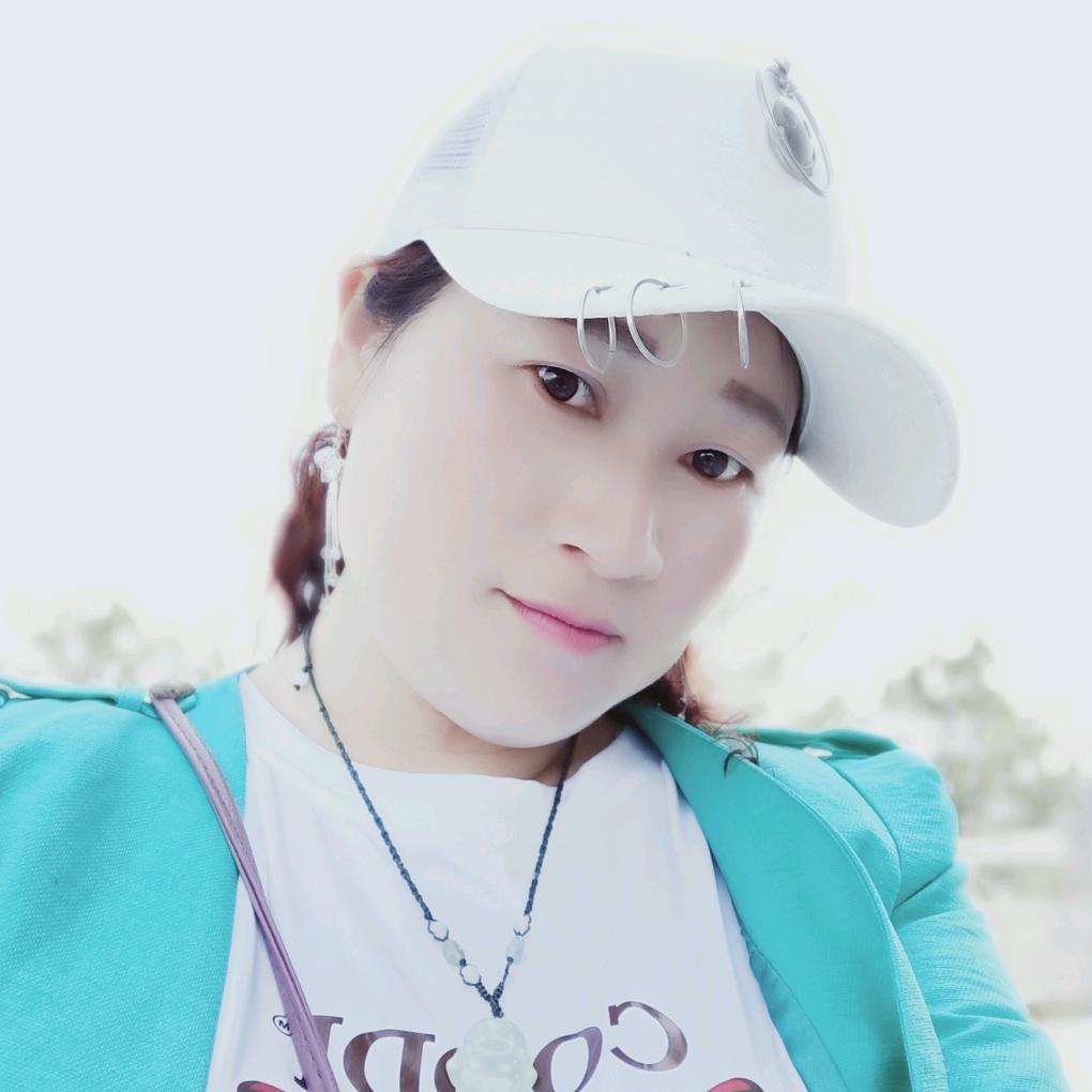 紫蝶依萍