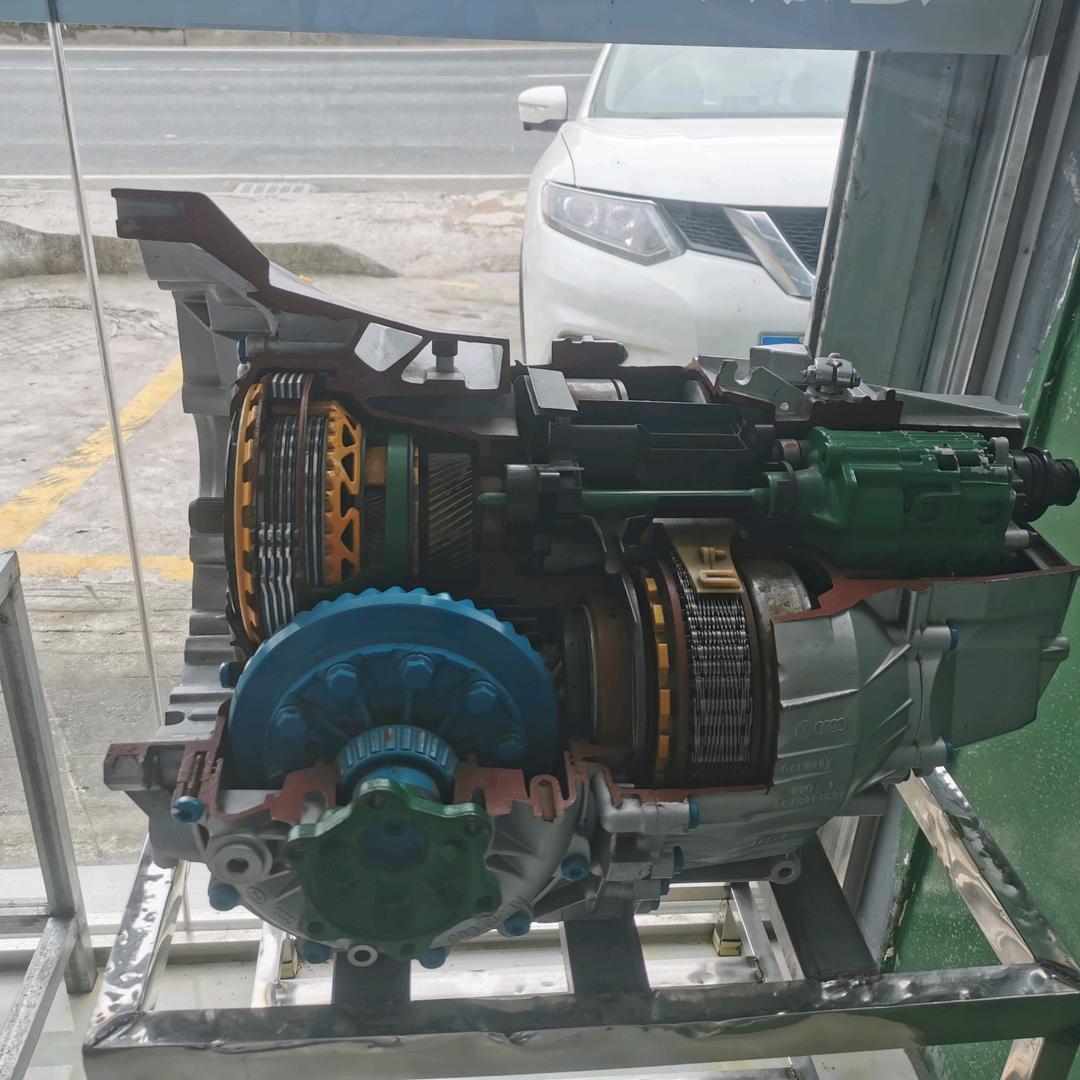 众鑫泰汽修服务刘道伟