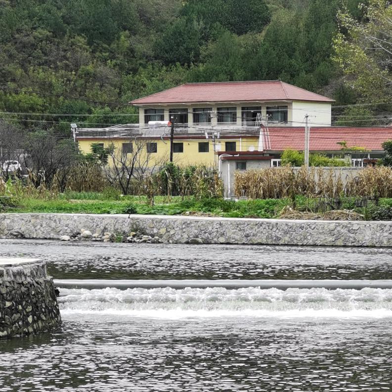 辉 清山小筑民宿