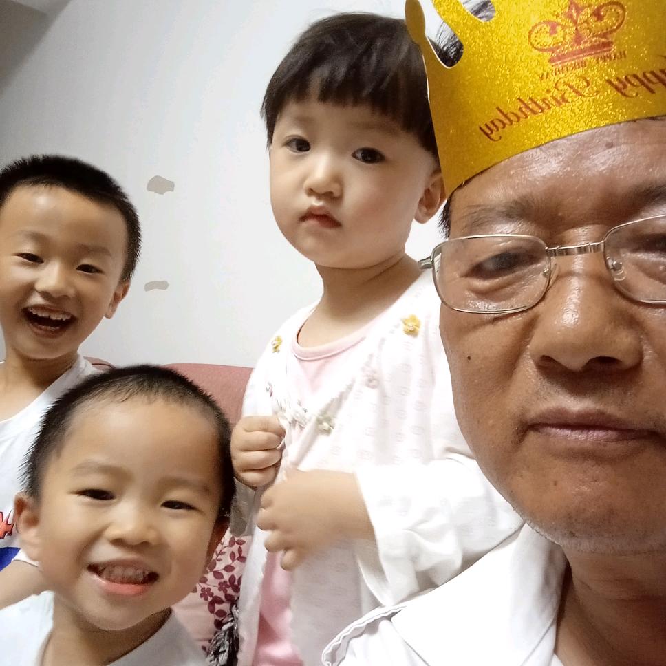 张伯