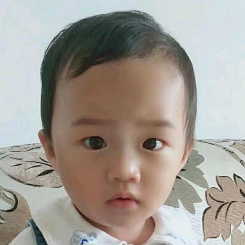 蓝滢璐