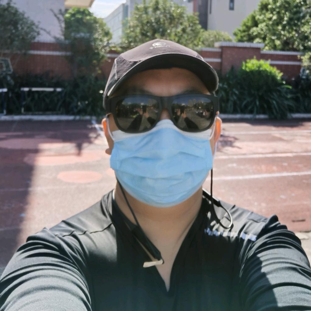 健华