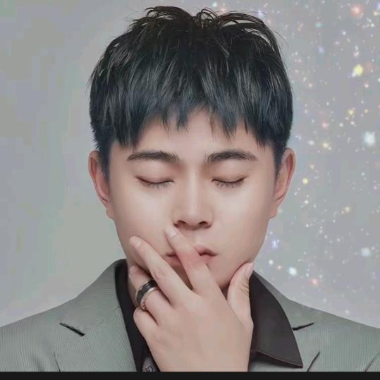 临晋波波烫发