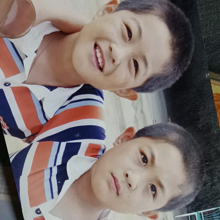 迎着太阳去上班，苦逼(╥_╥)