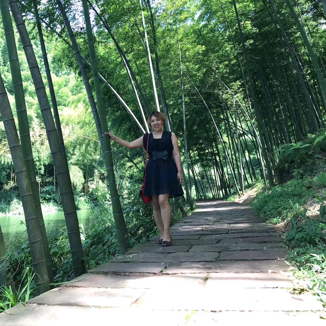 七二年的老鼠姐姐