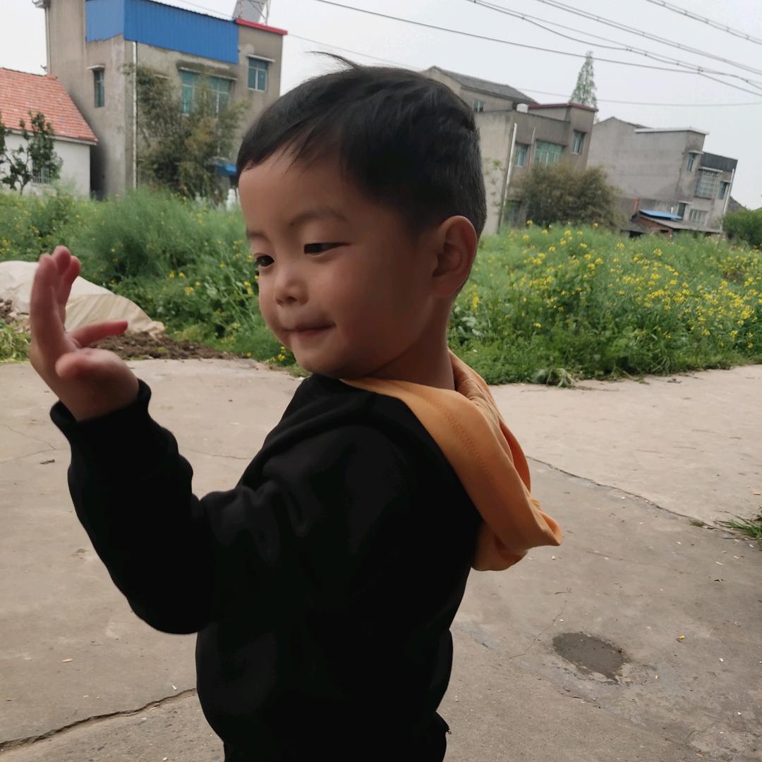 余小余