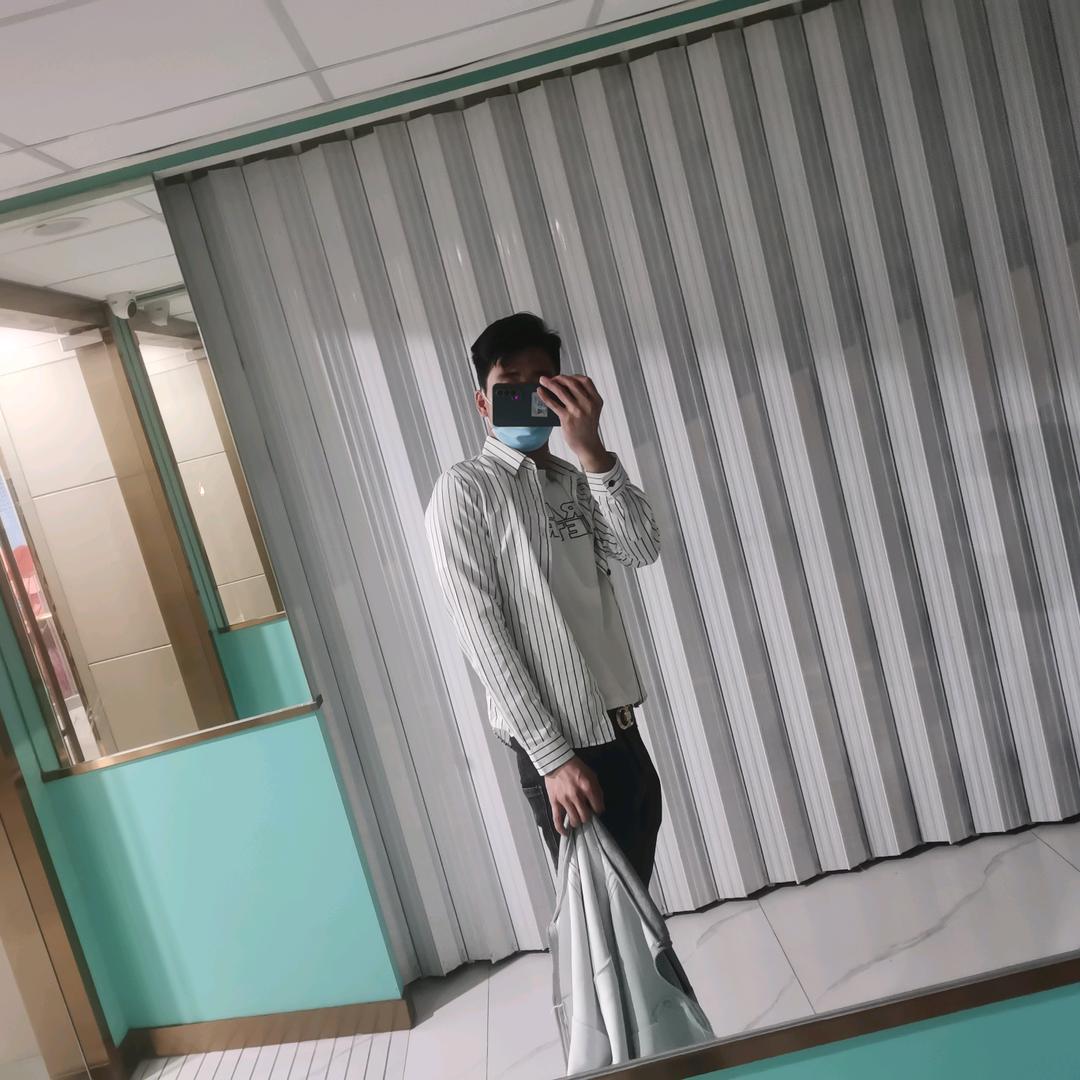 梁先森