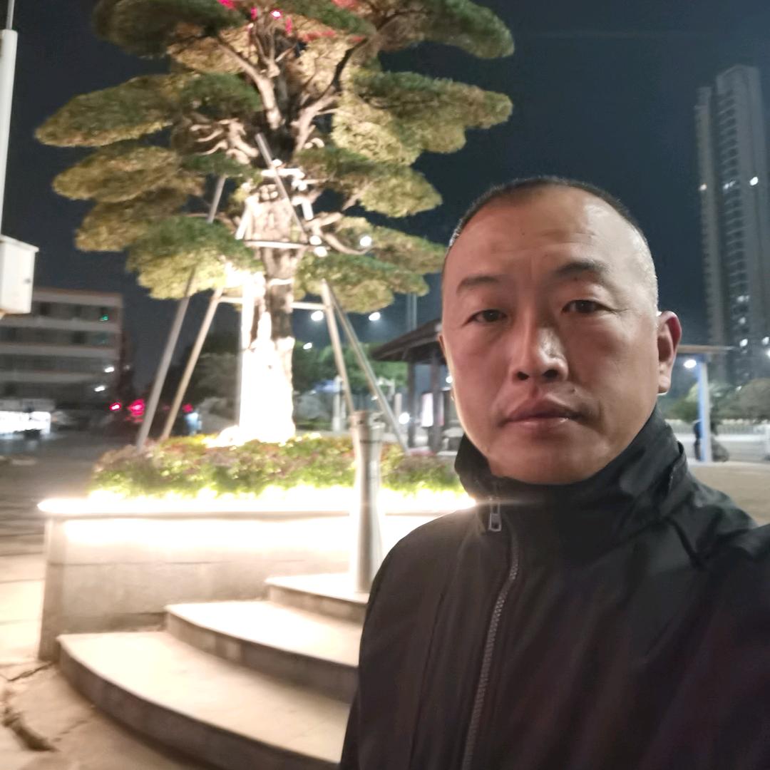 戈（果）亮