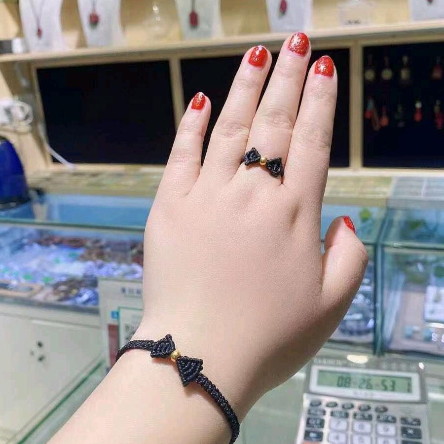 爱讲故事的珠宝小哥