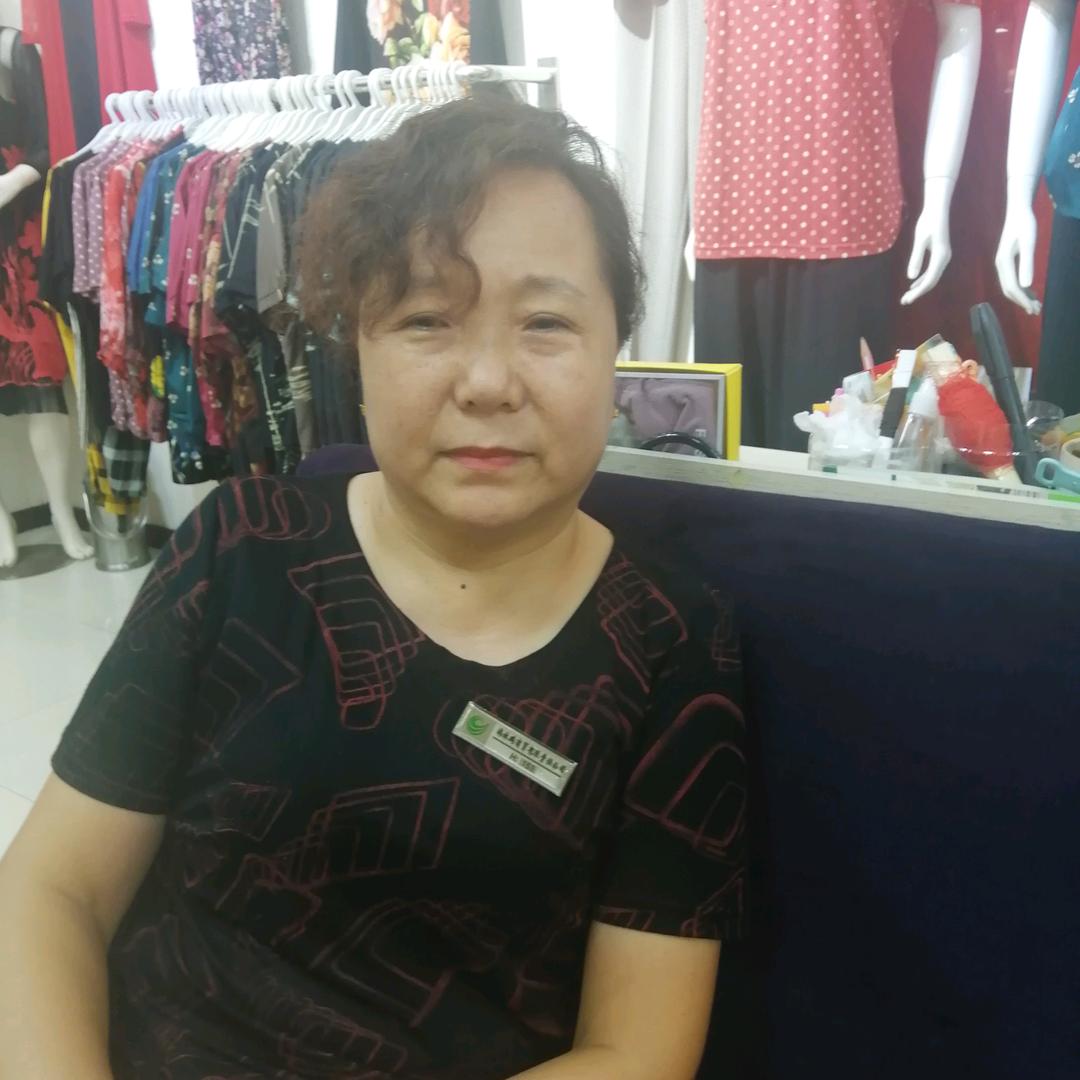 平姐女装下午2点40分直播