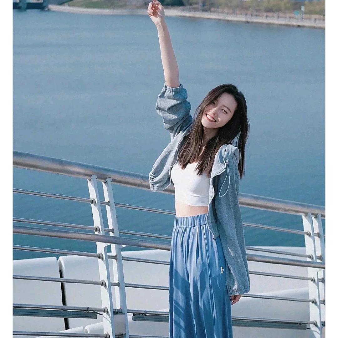 浅陌爱吃辣