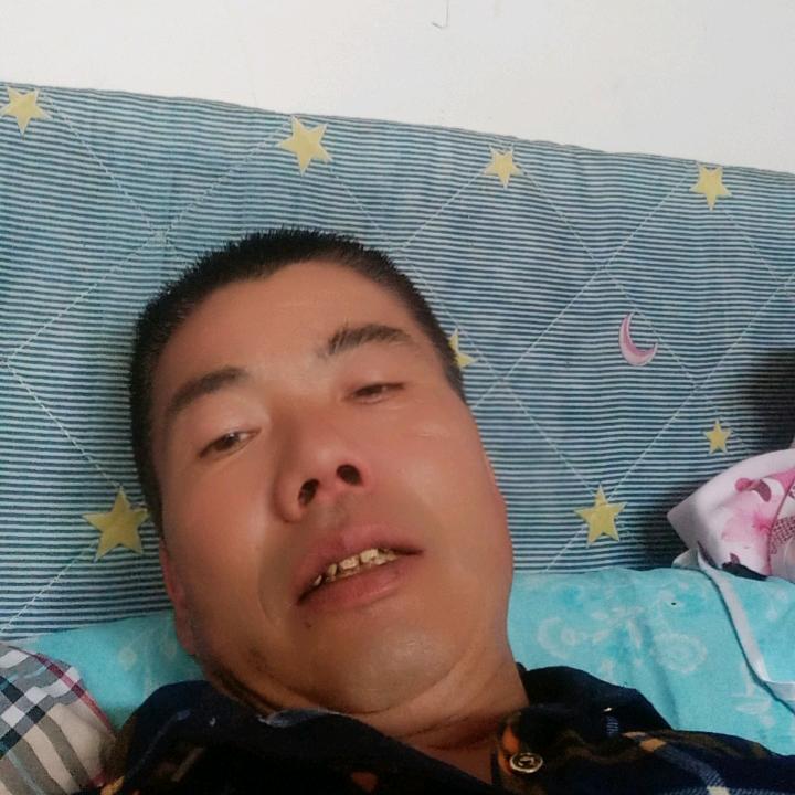 杜应新