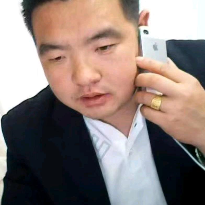 刘火火🔥（鑫胜水泥砖源头厂家）