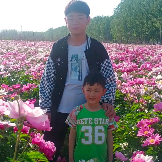 传奇花甲粉！手工炸串