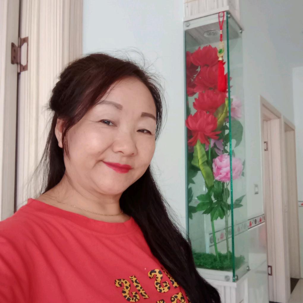 刘姐，祝大家平安，很高兴认识各位亲们！