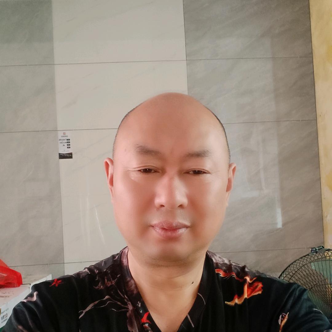 蓬源大角鹿瓷砖    老樊