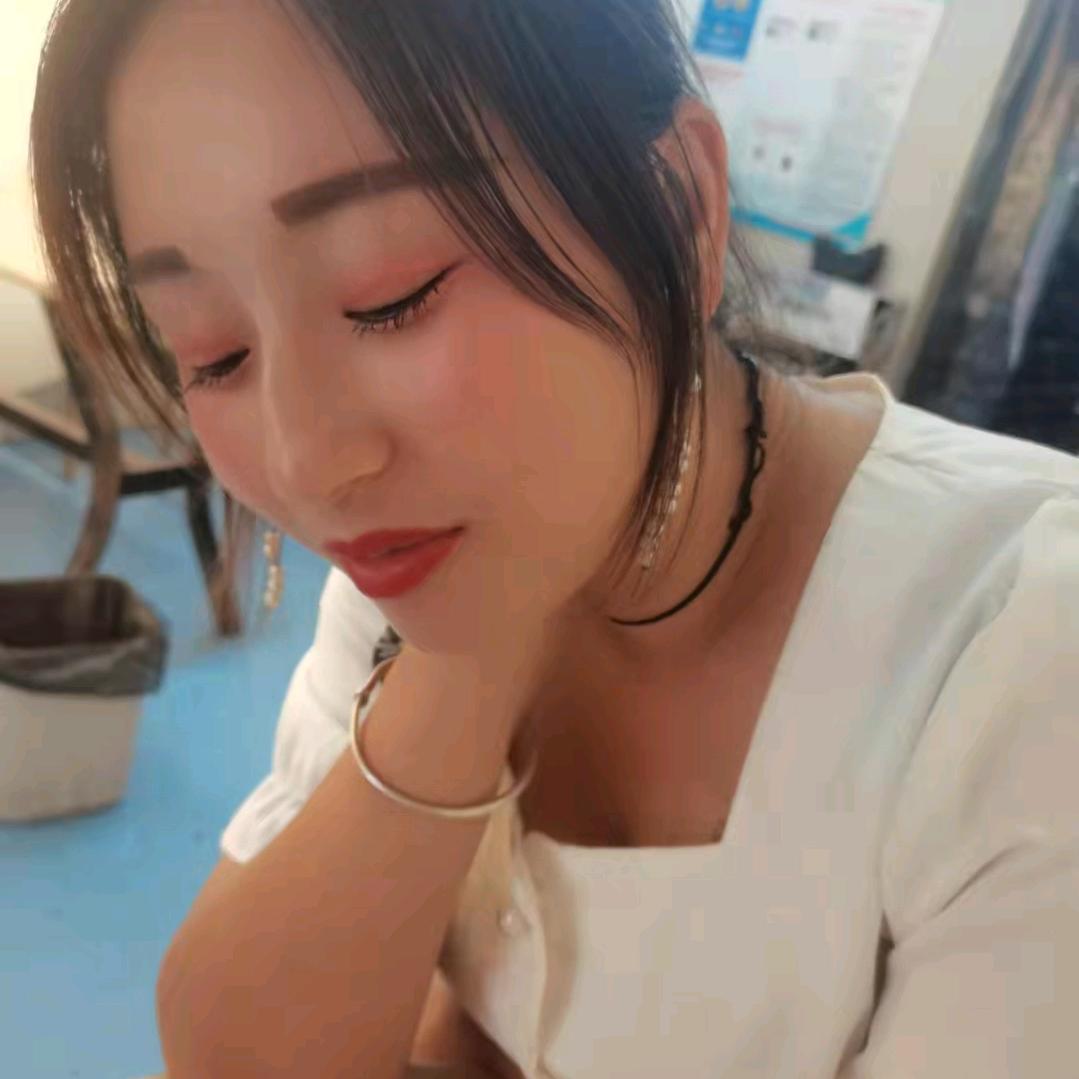 小硕硕