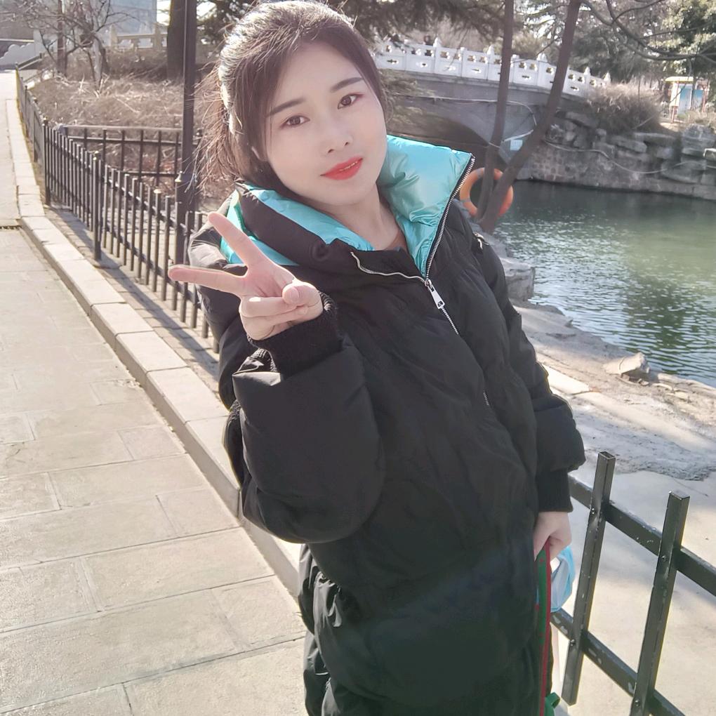 我是一一呀  .