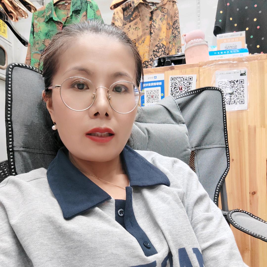 雪儿俪人女装妈妈装