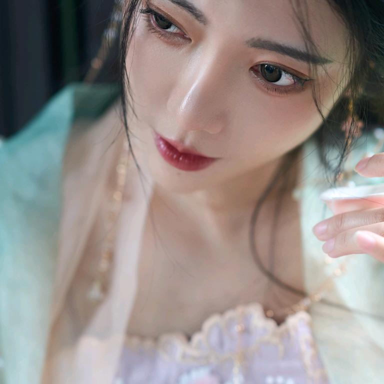 紫雪潇潇