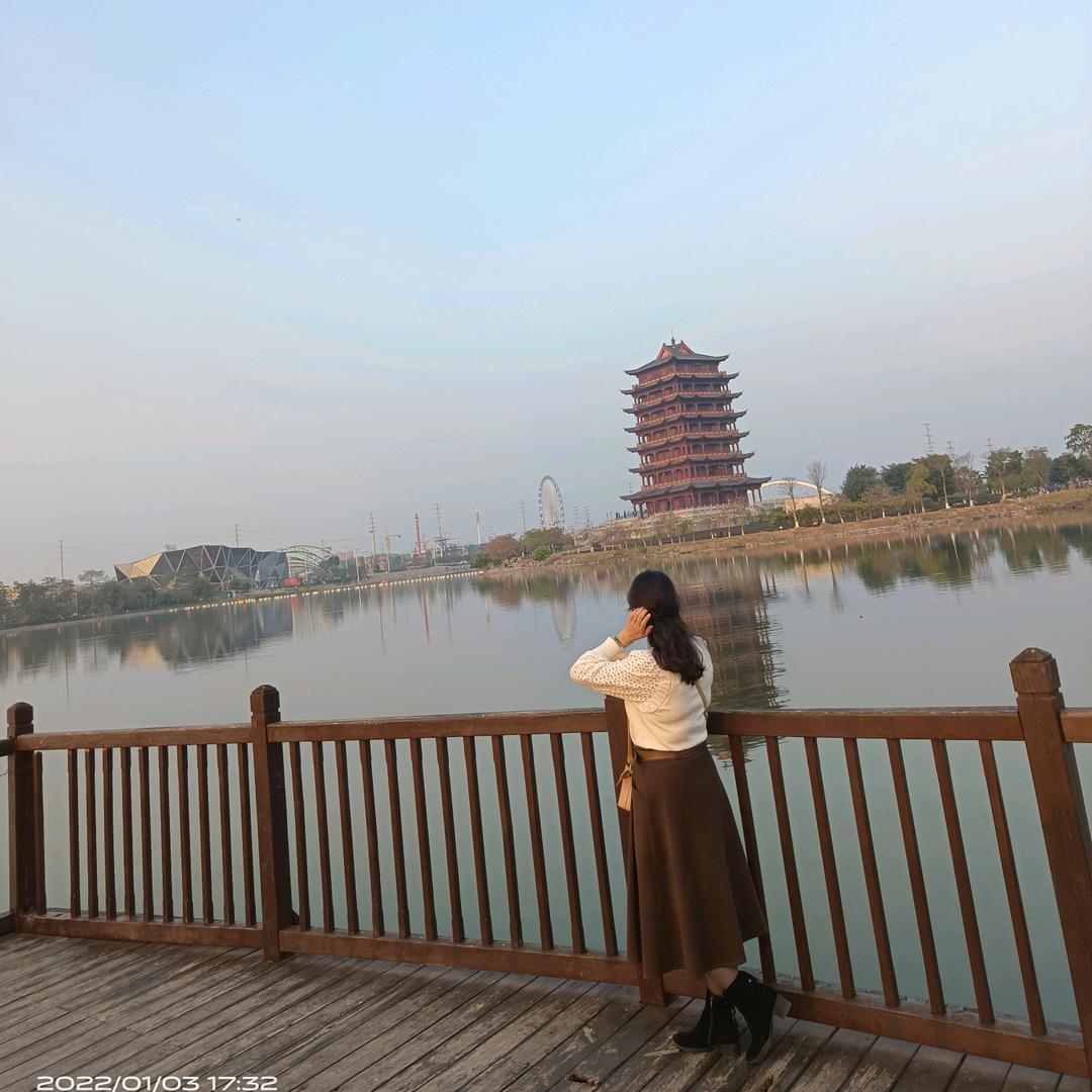 潘潘👧