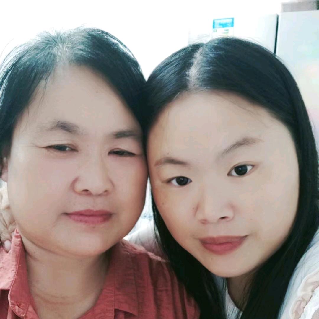 艳子妈妈（陪老公和女儿抗癌）