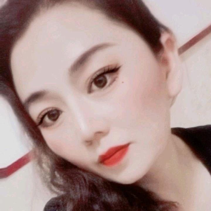 《一笑而过🦋》