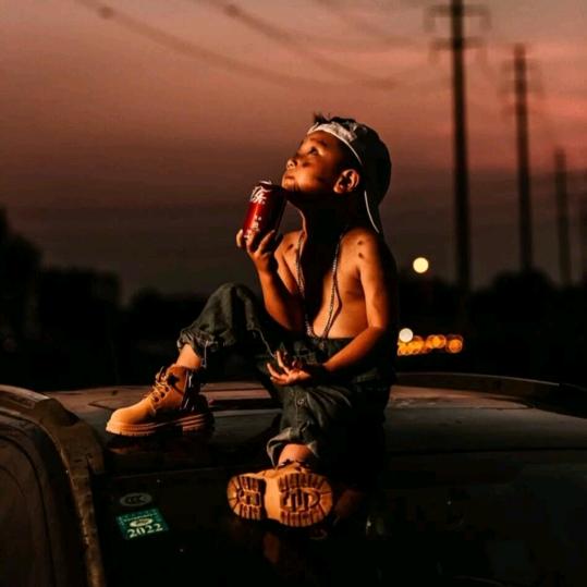 要牵住ᵀᴬ的手