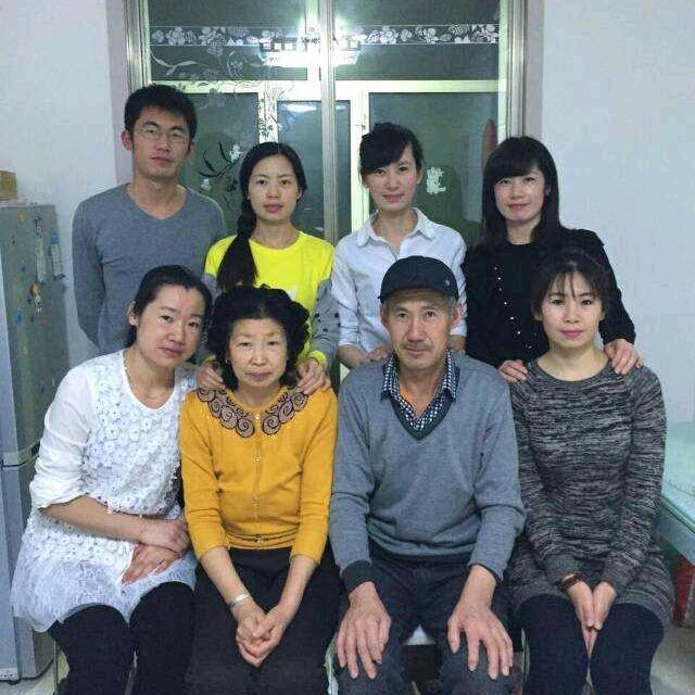 中堂六姐弟