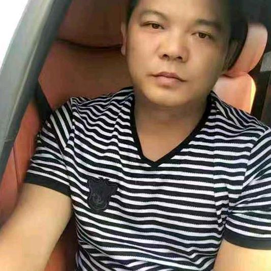 阿昆(废品回收)