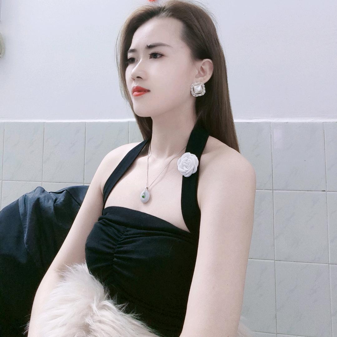 陌小冰