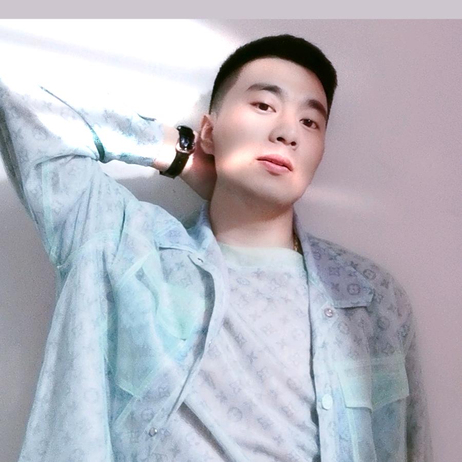 奕凡～