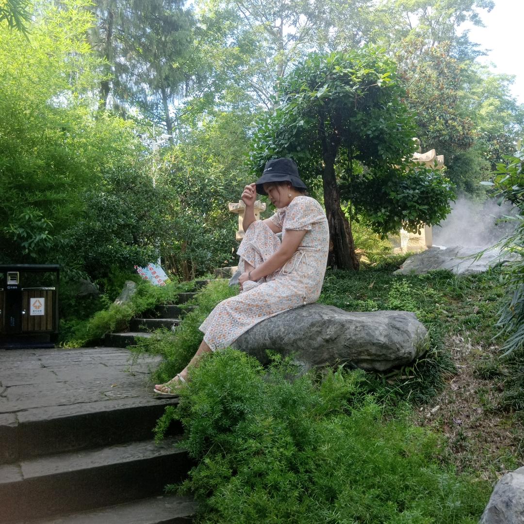 霞儿