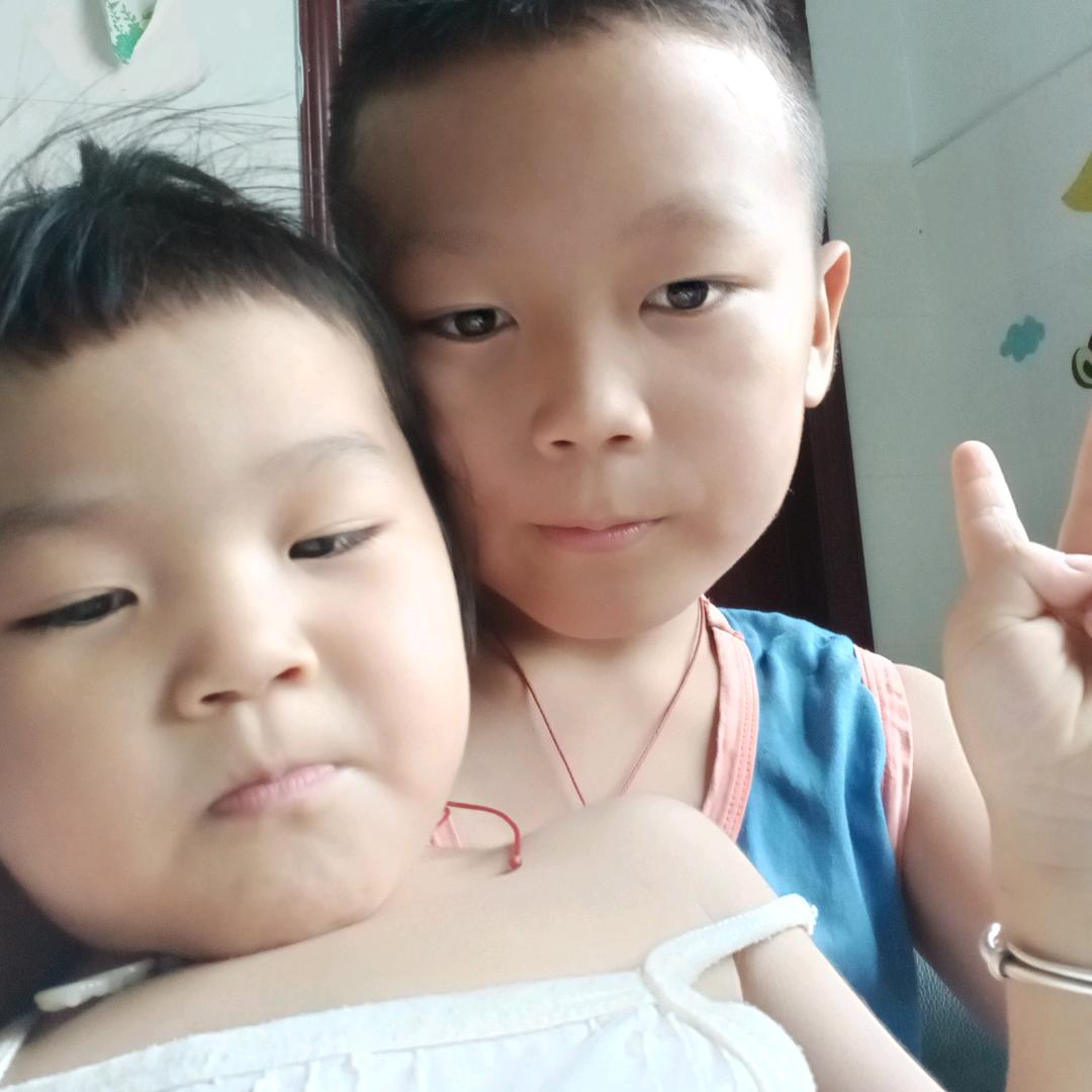 严仔浩严玉婷呀
