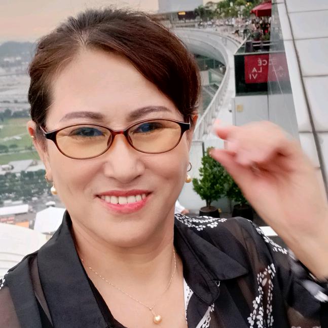 @东北妞🇨🇳在新加坡🌸