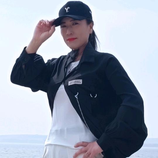 法库艳子~峰狂曳舞